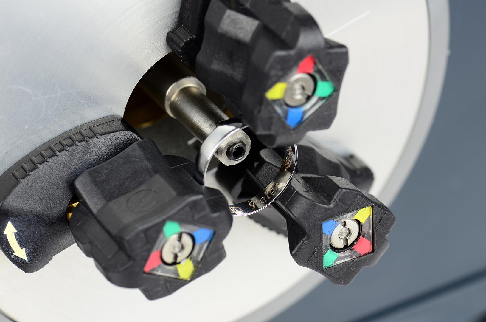 M10 Jewel - 彫刻機 | グラボグラフがグラボテックブランドに