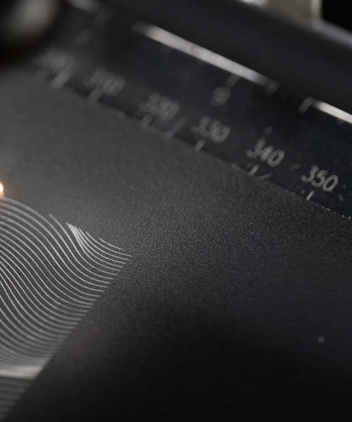 レーザー加工機をマスターする: 実践的なガイド | Gravotech